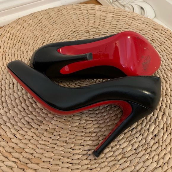 Christian Louboutin Shoes - Christian Louboutin Black Décolleté Nappa Heels